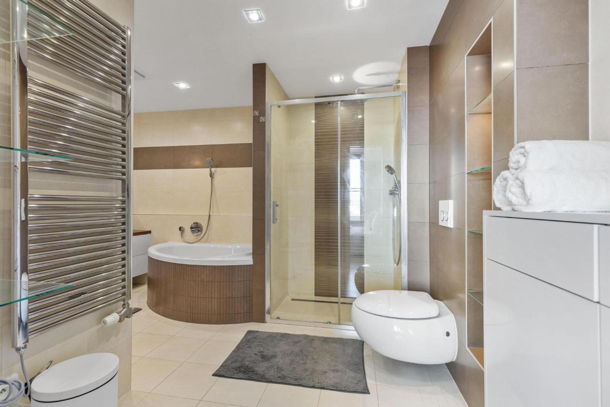 Sky Apartman In Bratislava - With 2 Parking Places Экстерьер фото